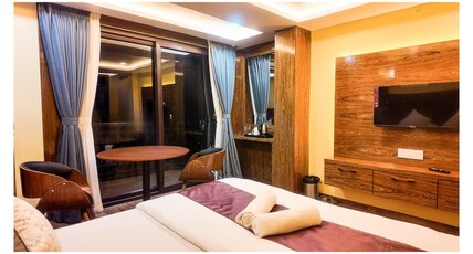 ALYONA HOME STAY Room Type - Deluxe View Rooms with Balcony