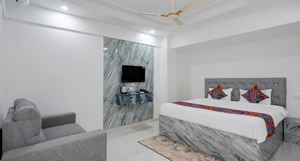 FabHotel Blue Birds Room Type - Premium Room
