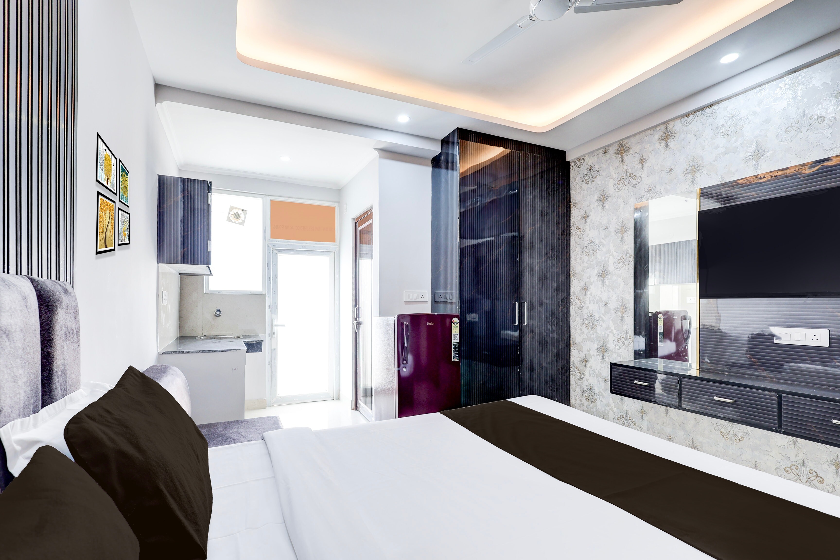 Hotel O RM Homes - Tap to explore photos