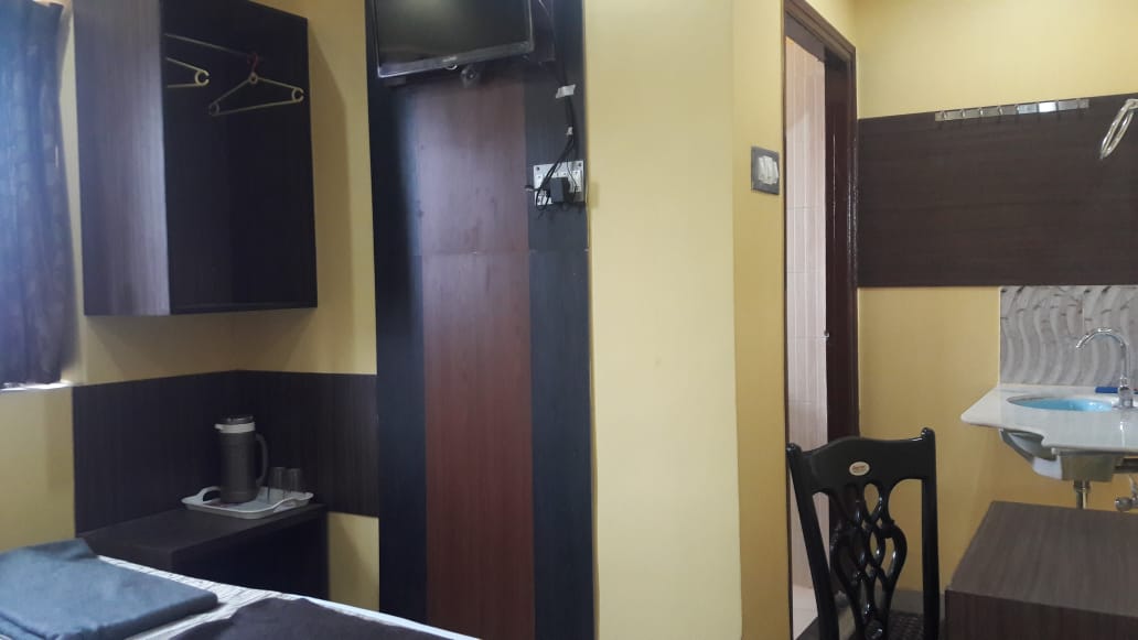 Hotel Abedin - Tap to explore photos