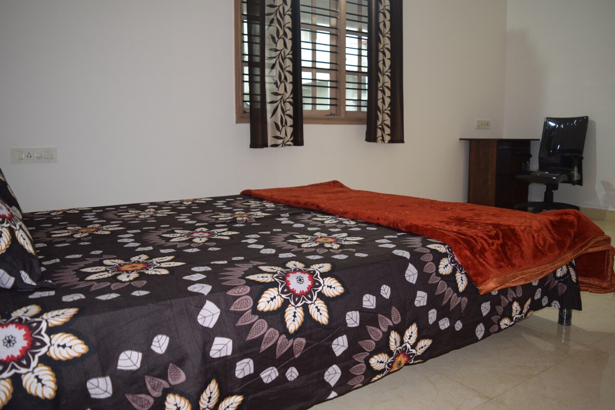 Beautiful spacious 2bhk near jp nagar and BGRoad - Tap to explore photos