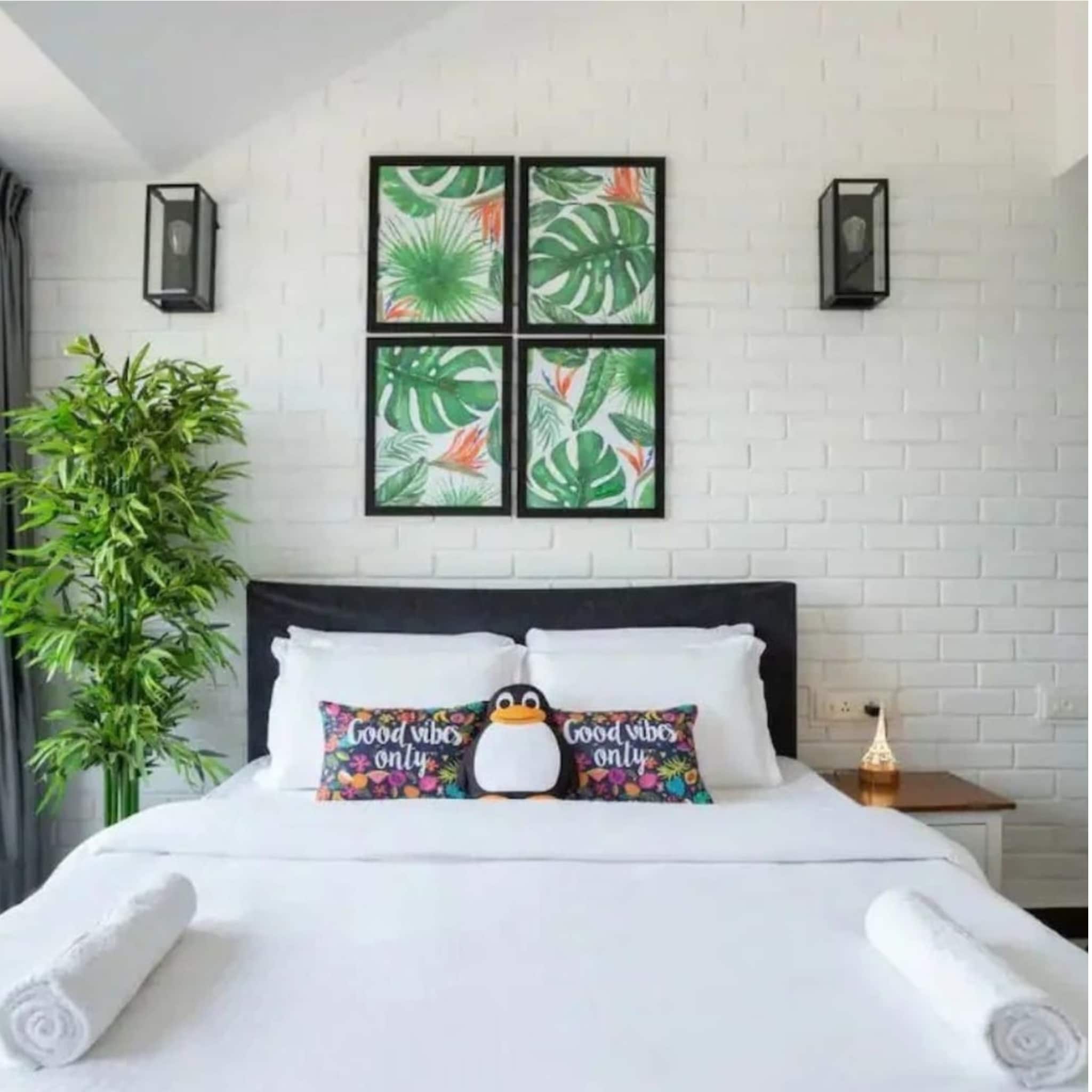 2BHK Whitehouse Nerul Goa - Tap to explore photos