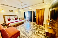 Hotel Royal Orbit