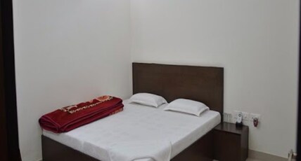 Good Palace Guest House Room Type - Standard Room