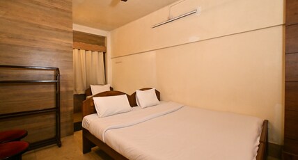 Baba Tourist Lodge Room Type - 103