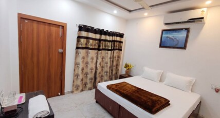Aura Homestay Room Type - Standard Double Room