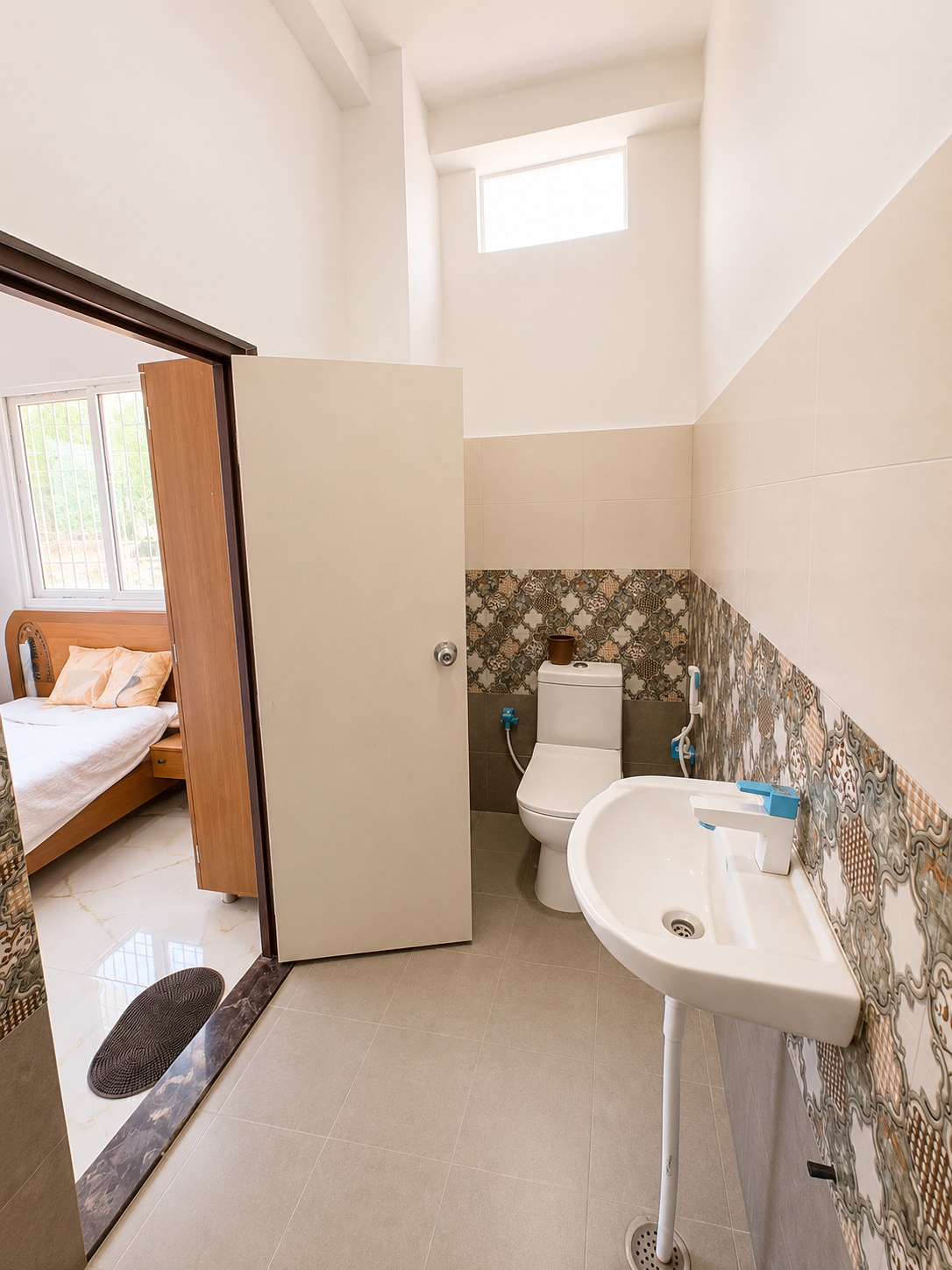 Chandralok Homestay - Tap to explore photos