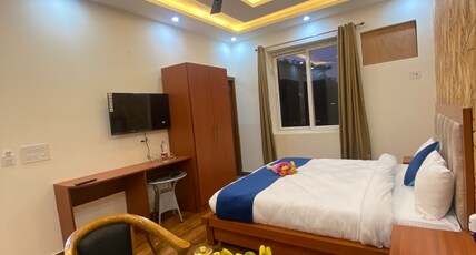 Tulip Inn Room Type - Deluxe Room