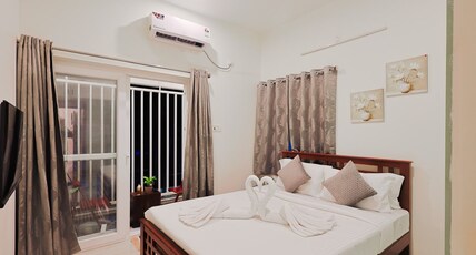 AJ Signature Suites (PallavaramThoraipakkam 200 feet Radial Road) Room Type - Deluxe Room With Balcony