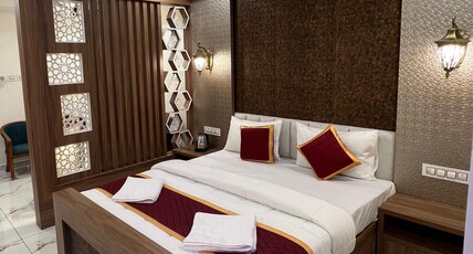 Shanthi Tourist Home Room Type - Suite Room