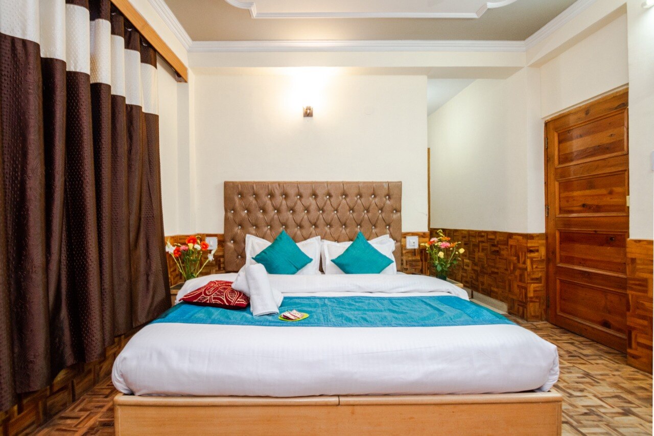 Hotel Chandan - Tap to explore photos