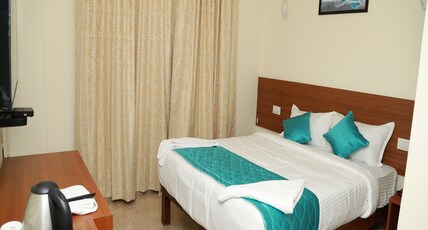 ROYAL CHOLA Room Type - Royal Standard