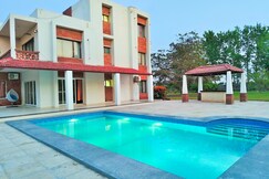 The Golf Retreat | Entire 4BHK Pool Farmhouse