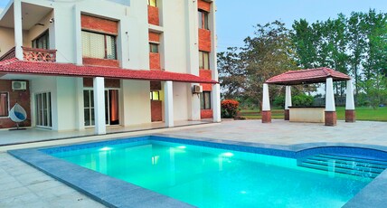 The Golf Retreat | Entire 4BHK Pool Farmhouse Room Type - The Golf Retreat | Entire 4BHK Pool Farmhouse