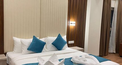Hotel Sai Grand Room Type - ROYAL SUITE