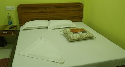 Blueberry Resort Room Type - Standard AC Room