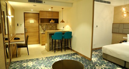 Holiday Inn Gurugram Sector 90 By IHG Room Type - 1 King Suite Kitchenette