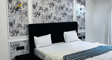 SS Divine Studios Room Type - Bedroom