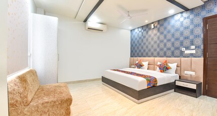 FabHotel Pacific View Room Type - Family Room