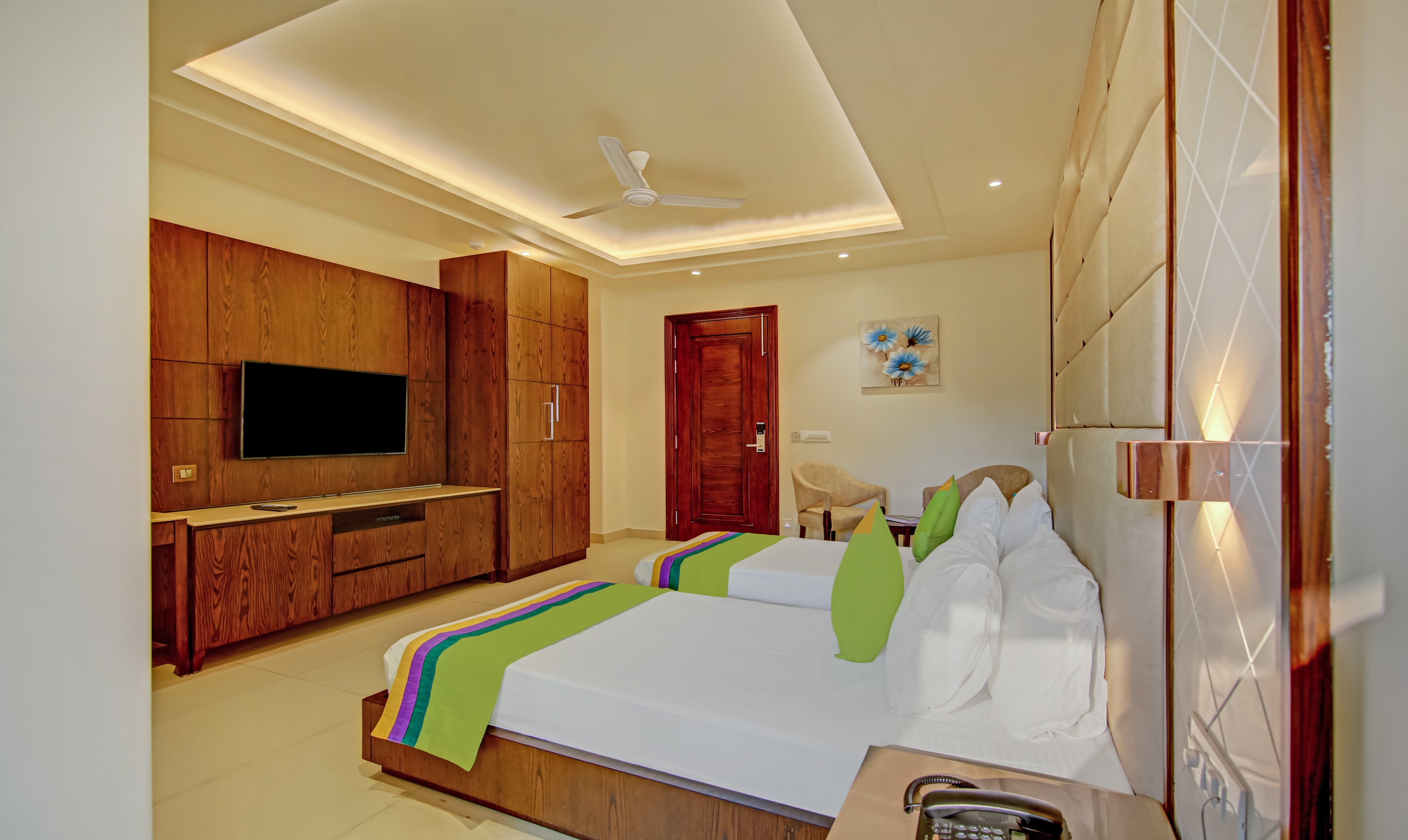 Treebo Premium Relax Inn Patel Nagar - Tap to explore photos