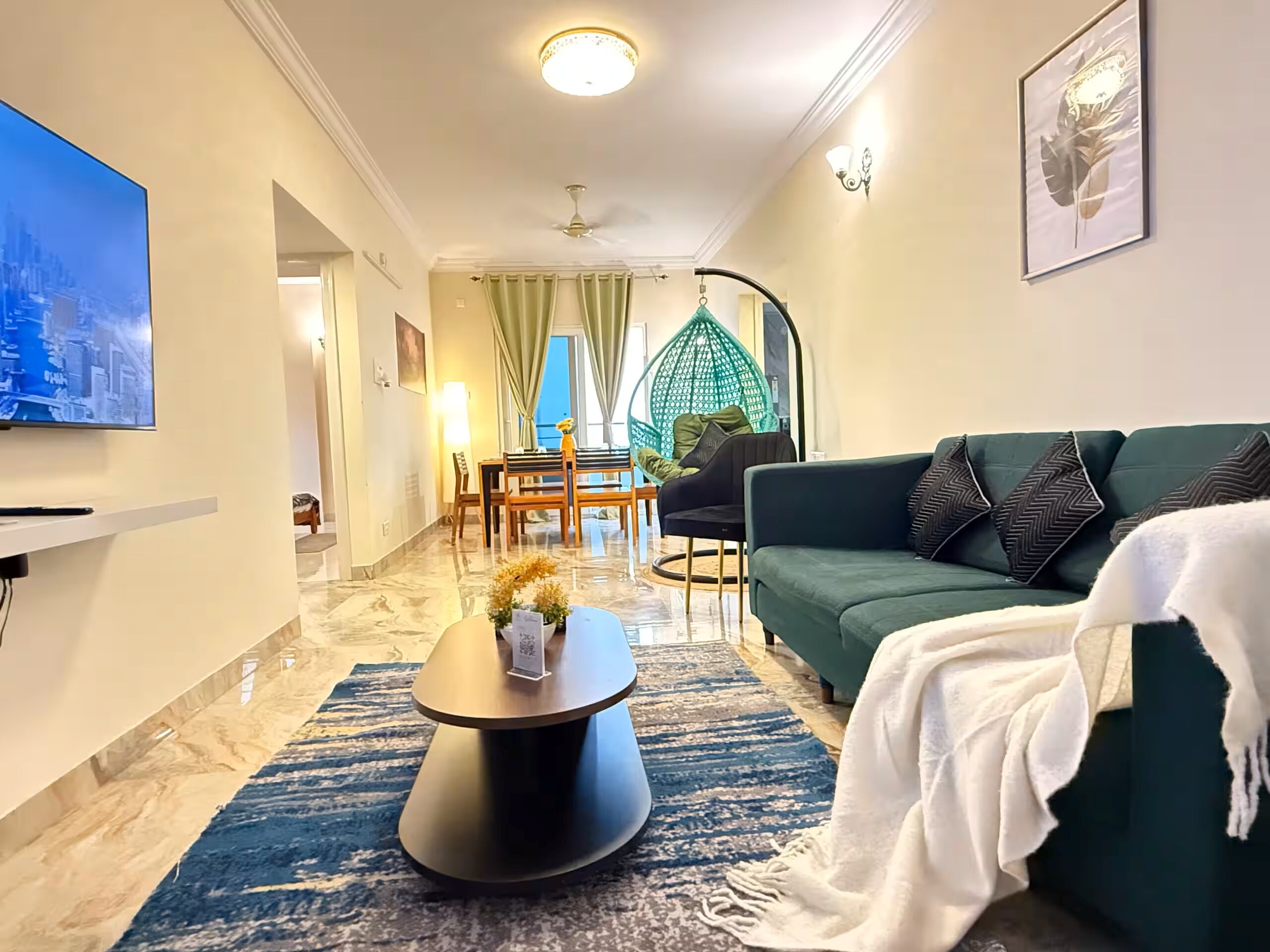 Evara Grand Vista: Fully Equipped 3BHK near AMB - Tap to explore photos