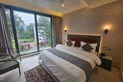 Nirvana Bliss, Malsi