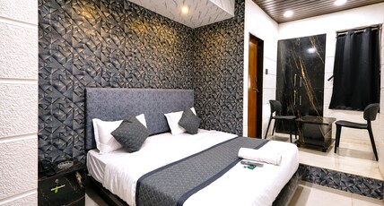 Hotel Tree Room Type - Deluxe Room