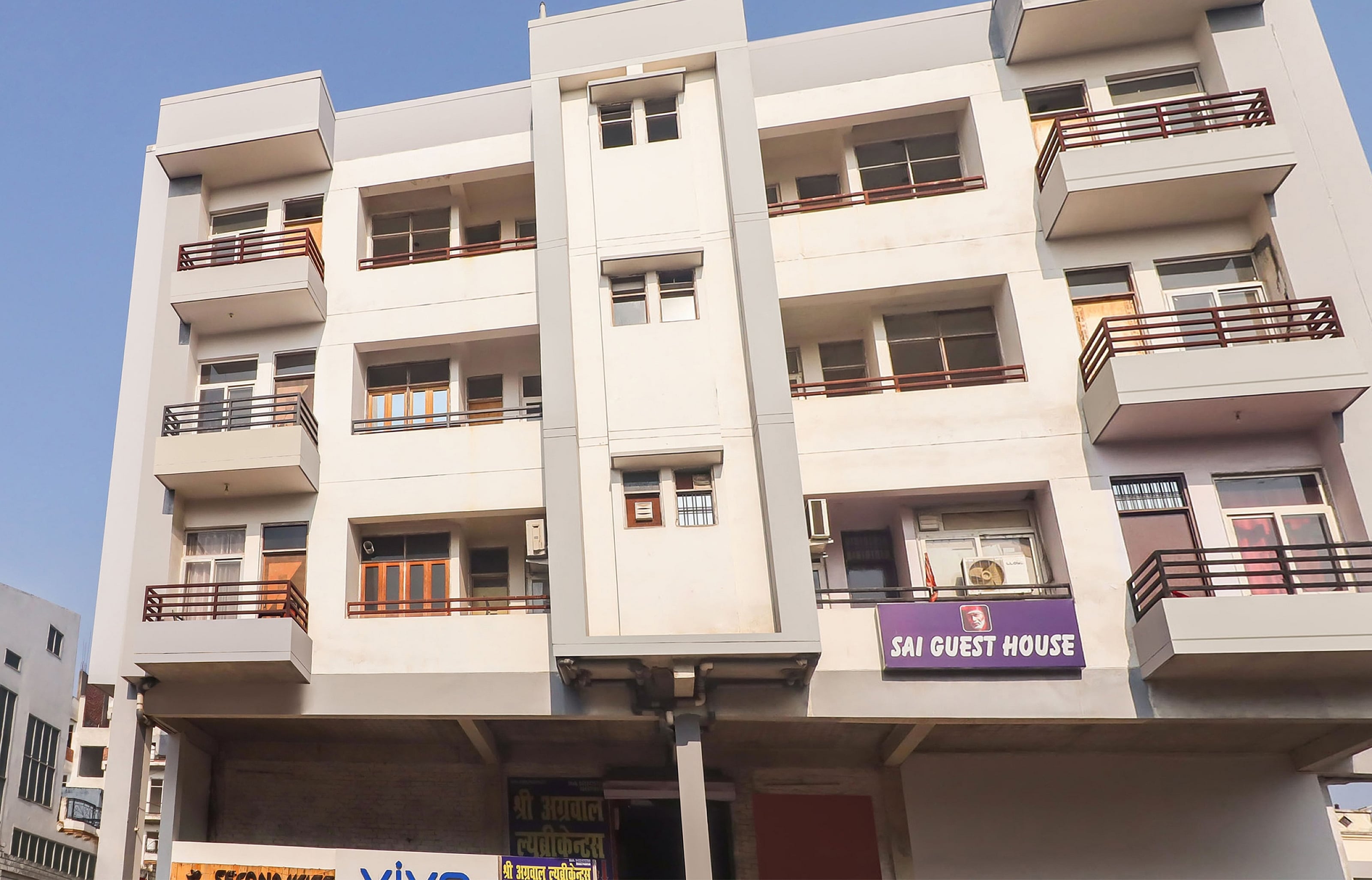 Hotel O Basera Homes Jankipuram - Tap to explore photos