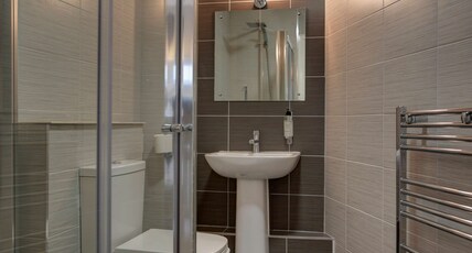 Best Western New Kent Hotel Room Type - 1 Double 1 Single, Non-Smoking, Standard Room, Triple Room Best Western New Kent Hotel Room Type - 1 Double 1 Single, Non-Smoking, Standard Room, Triple Room