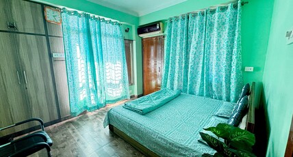 Pakhi Dreams Homes Room Type - Deluxe Room With AC and Share Washroom 
