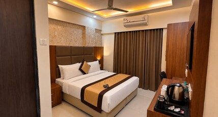 Hotel Galaxy Comforts - Andheri East - Near Airport Room Type - Superior