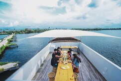 Blackpearl Cruise Alleppey