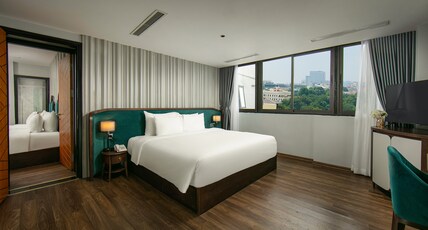 May De Ville Lakeside Hotel Room Type - May City View Connecting Room May De Ville Lakeside Hotel Room Type - May City View Connecting Room