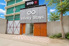 Spot On  Infinity Stays