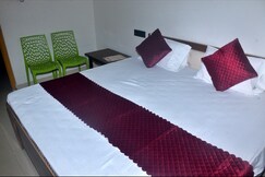 Veda Palace | 900 mts From Temple