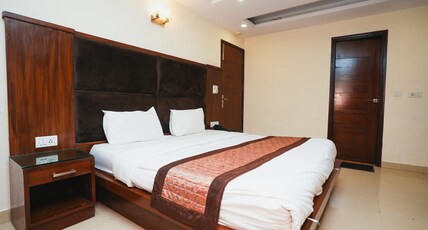 Hotel High 5 Land Room Type - Super Deluxe Rooms Hotel High 5 Land Room Type - Super Deluxe Rooms