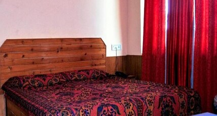 Hotel Dream Land Room Type - Regular Room