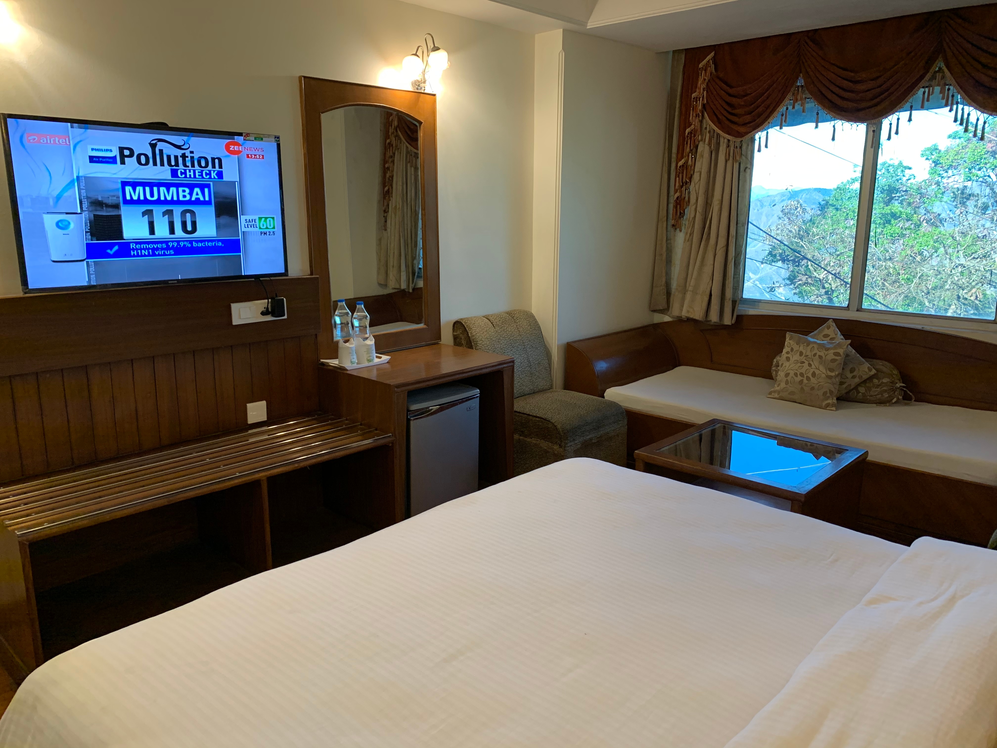 Hotel Silver Rock - Tap to explore photos