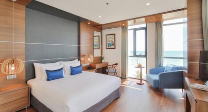 Haian Beach Hotel and Spa Room Type - Deluxe Double Room with Sea View