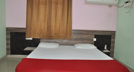 Hotel NVM Residency Room Type - Deluxe Non AC