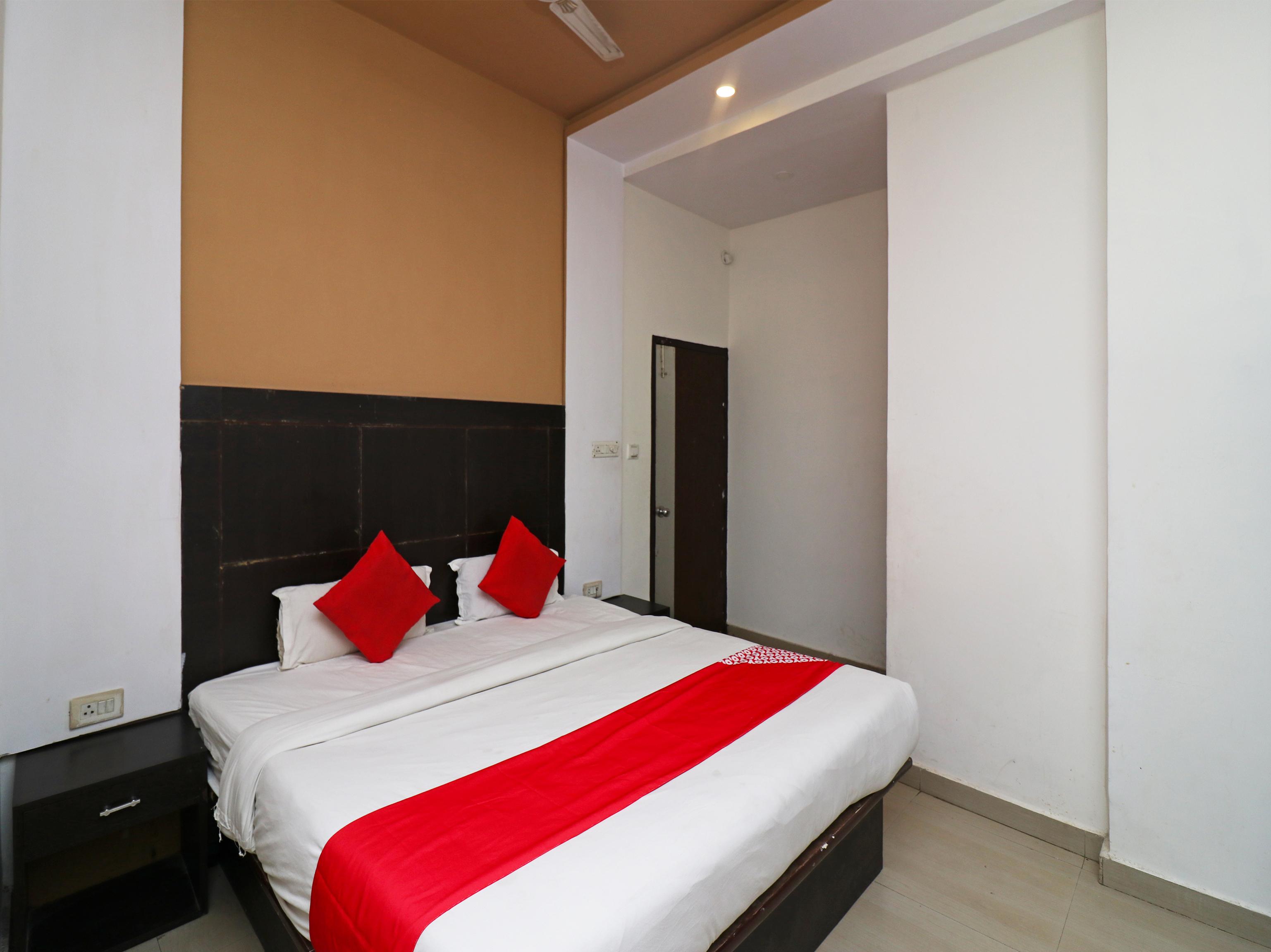 Hotel O Surya Continental - Tap to explore photos