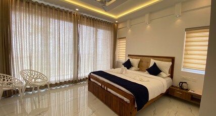 AKAI VIBE R Room Type - Deluxe Room