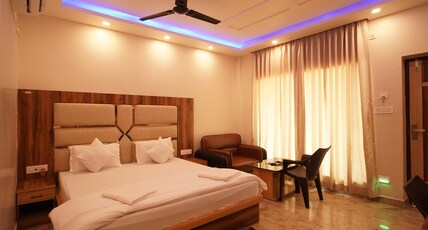 M SQUARE SEA VIEW RESORT Room Type - PREMIUM ROOM with Private Balcony , Sea View