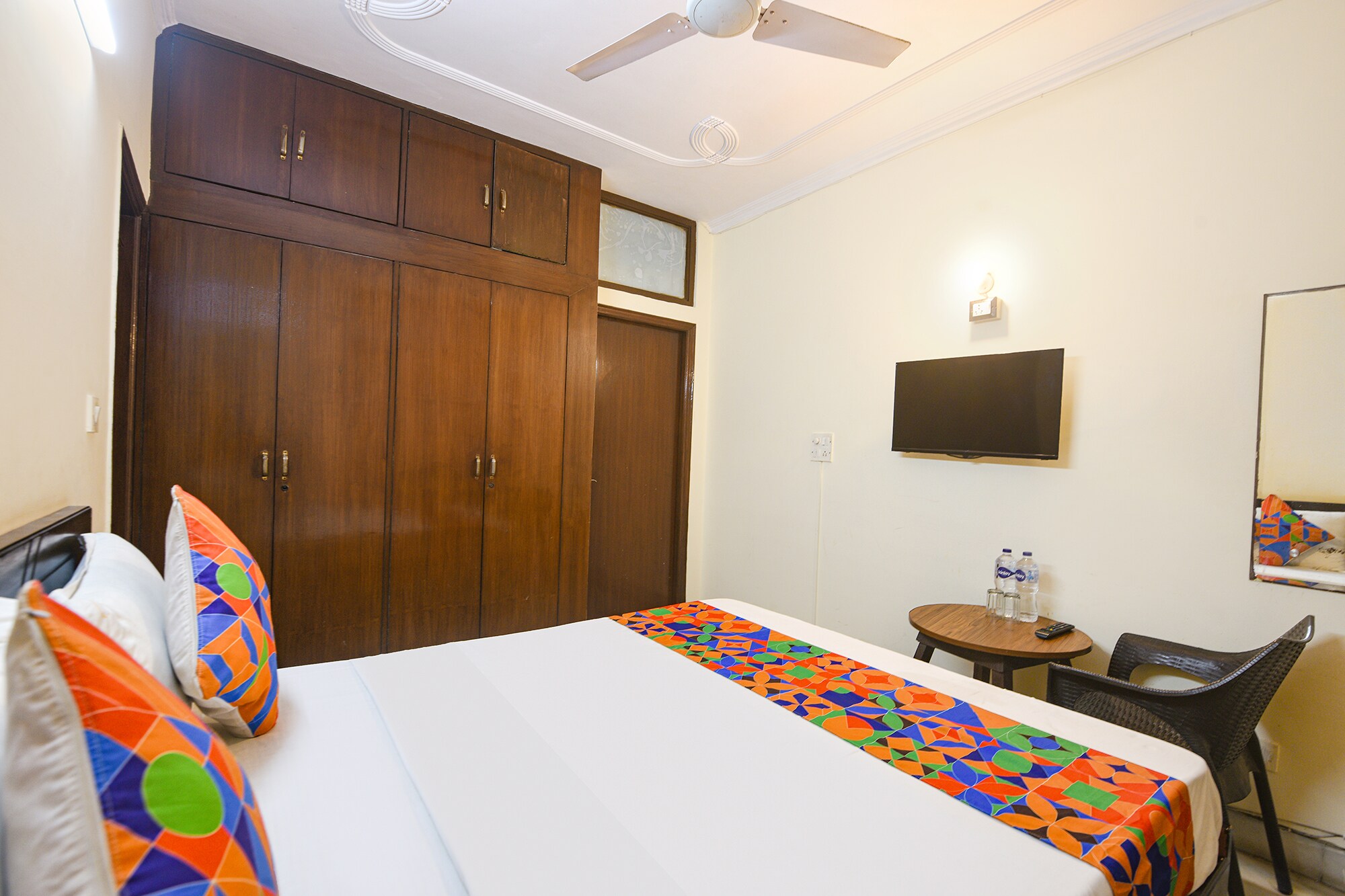 FabHotel Metro Inn Kalkaji - Tap to explore photos