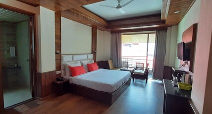 Mastiff Xanadu Room Type - Premier Valley facing