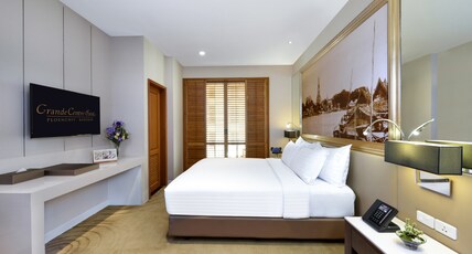 Grande Centre Point Ploenchit Room Type - Family One-Bedroom with Bathtub (4 persons) 82 Sq.m.