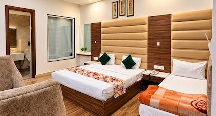 HOTEL YONIT INN Room Type - Executive Triple Room HOTEL YONIT INN Room Type - Executive Triple Room