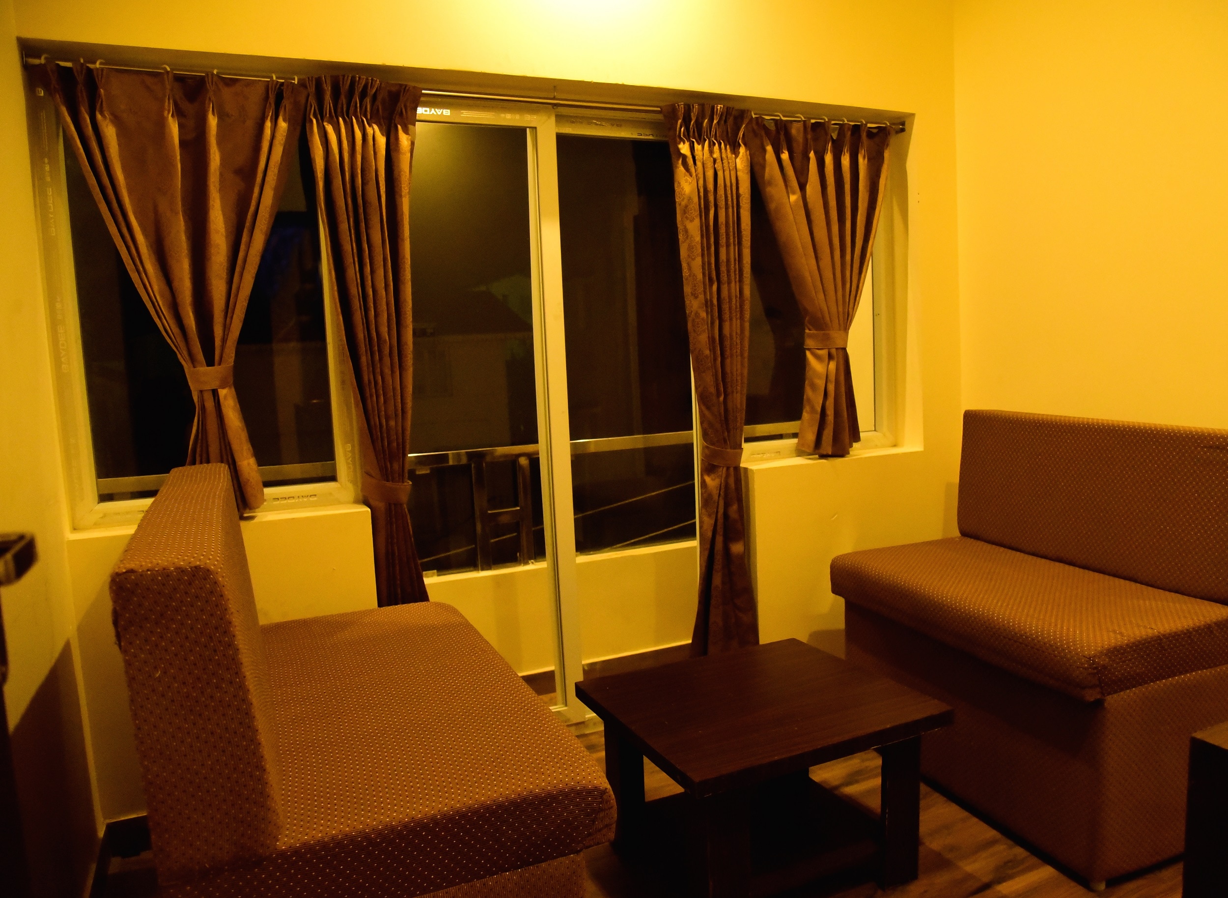 HOTEL R INN YERCAUD - Tap to explore photos