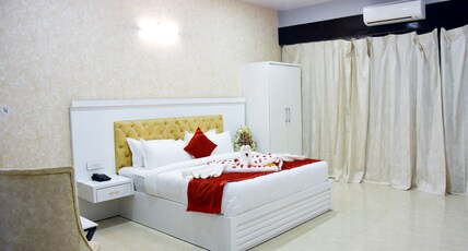 Hotel Aradhna Inn Room Type - Suite Room