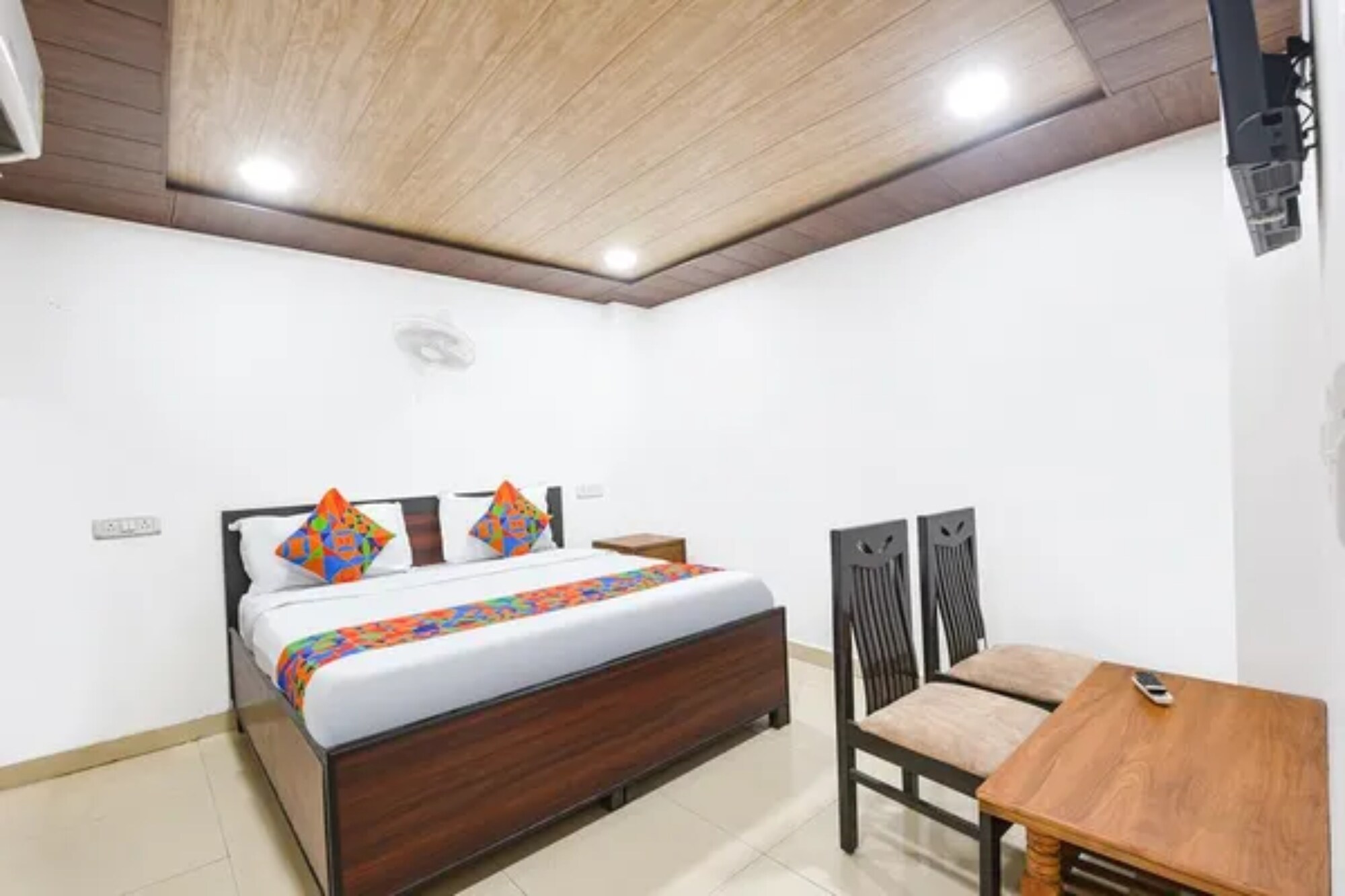 FabHotel Yatri Inn - Tap to explore photos
